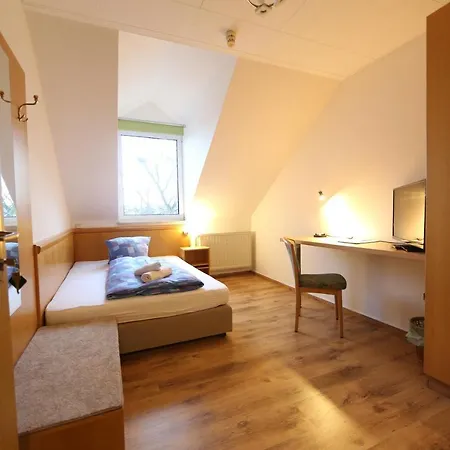 Sachsenallee Гостевой дом 3*